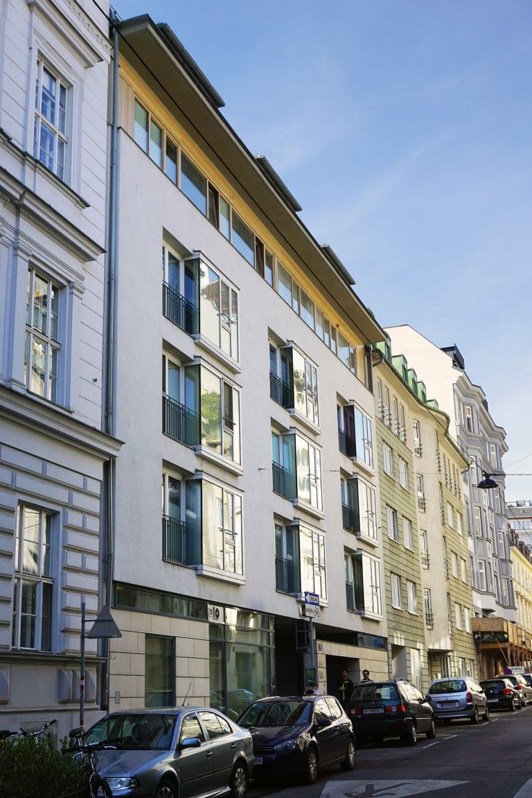 Marchettigasse 5 und 7, Neubauten in Schutzzone, Wien-Mariahilf (6. Bezirk)