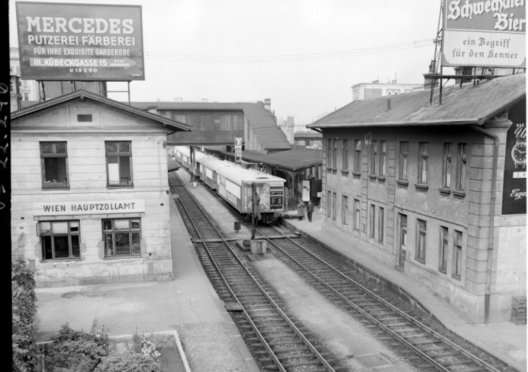 Bahnhof Hauptzollamt im Jahr 1952, Wien Mitte