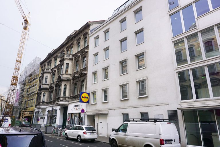 Neubau in einer Schutzzone in der Hernalser Hauptstraße, Wien