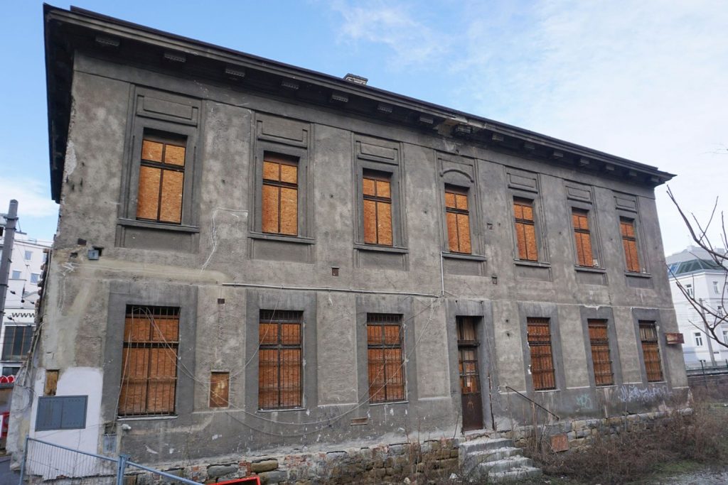 Gebäude des ehemaligen Bahnhofs Hauptzollamt in Wien Mitte, Landstraße (3. Bezirk)