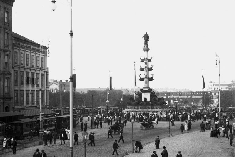 alte Aufnahme einer Straße, Jugendstil, Laternen, Denkmal, Leopoldstadt, Prater, Wien