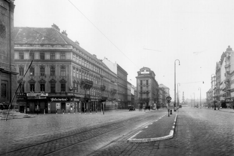 Praterstraße in Richtung Praterstern, historische Aufnahme, 1940
