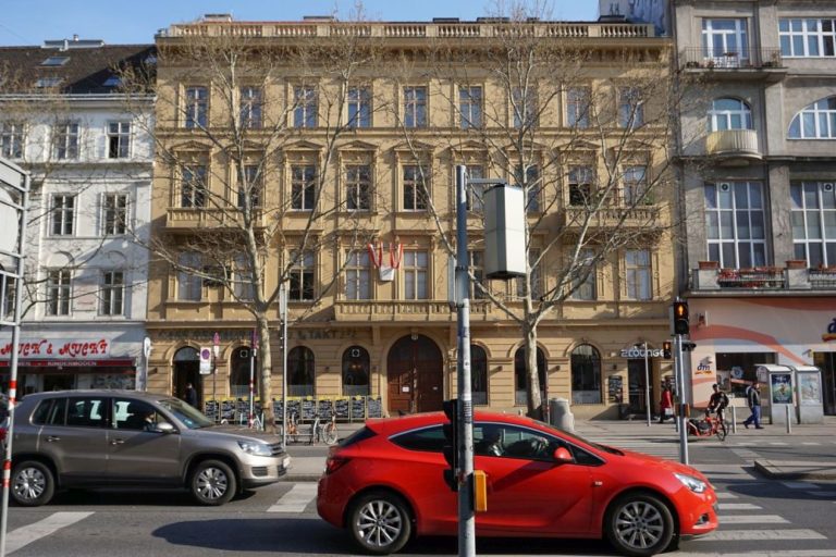 historisches Gebäude an der Praterstraße in 1020 Wien