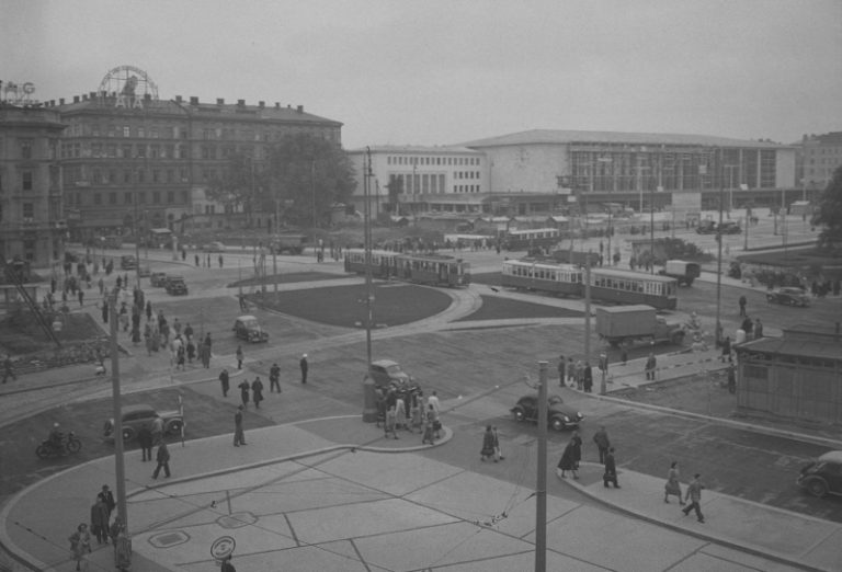 Wiener Westbahnhof und Gürtel im Jahr 1951