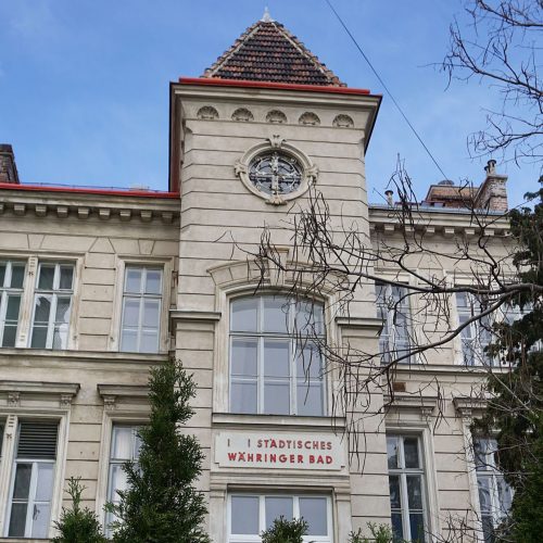 Mehr über den Artikel erfahren Währinger Bad: Schützt Gesetz vor Abriss?