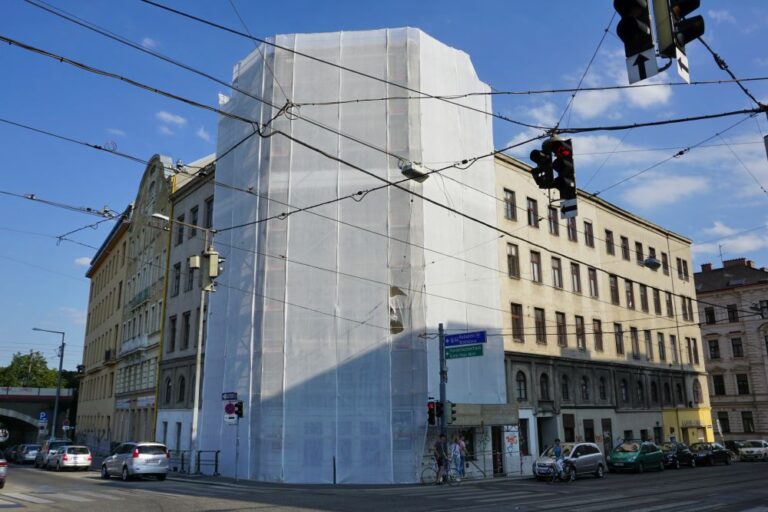 Gründerzeithaus mit teilweise eingerüsteter Fassade, Radetzkystraße, Dampfschiffstraße, Franzensbrücke, Landstraße, Wien