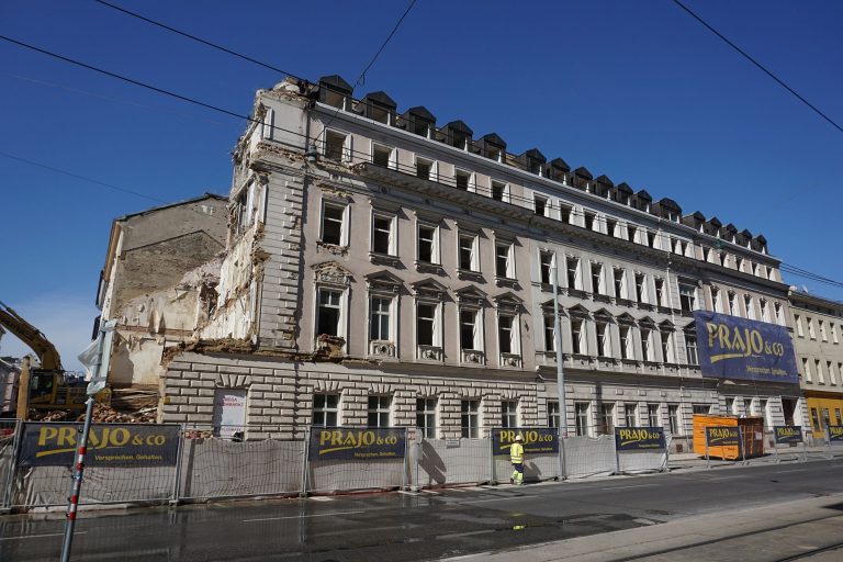 Abriss des ehemaligen Hotels Thüringerhof, 1180 Wien