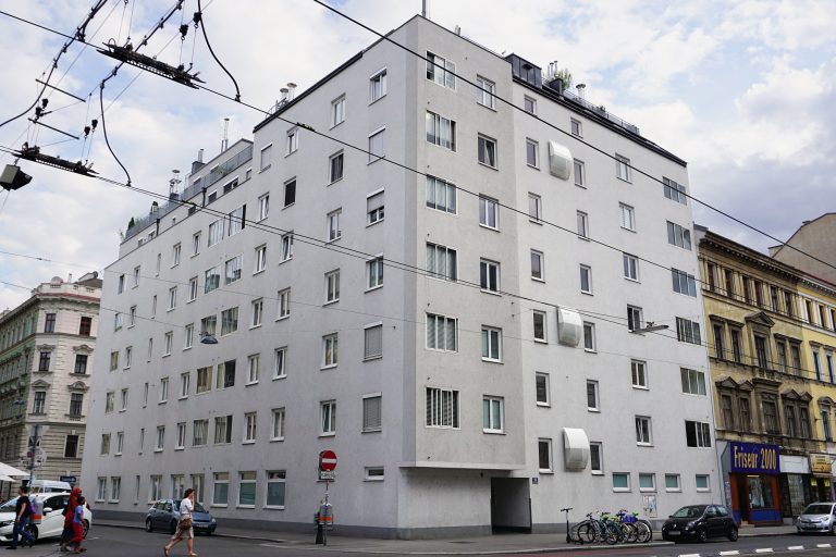 Neubau in der Alserbachstraße 26, ersetzt ein zuvor abgerissenes Gründerzeithaus, Wien-Alsergrund