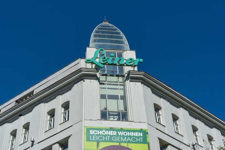 Leiner, Mariahilfer Straße, ehemaliges Warenhaus "Zur großen Fabrik" von Stefan Esders, Wien-Neubau