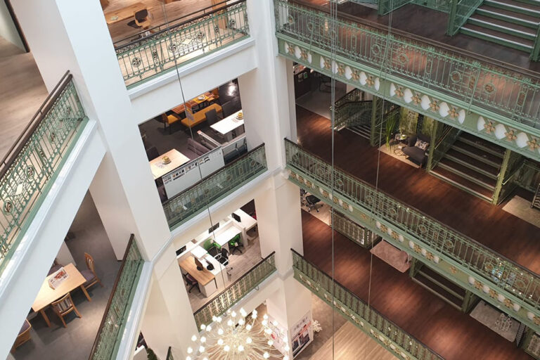 Treppe im Leiner-Haus, Mariahilfer Straße, Wien