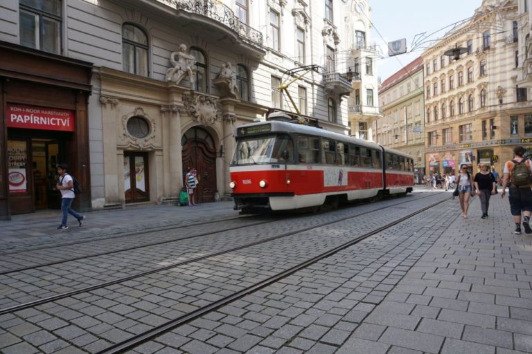 Straßenbahn im Zentrum von Brünn