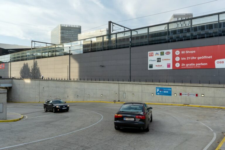 Einfahrt zur Garage des Hauptbahnhofs