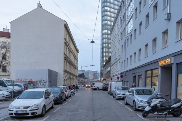 Johannitergasse in Wien-Favoriten, zwischen Favoritenstraße und Hauptbahnhof