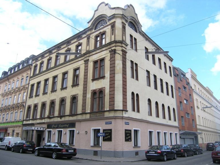 Altbau