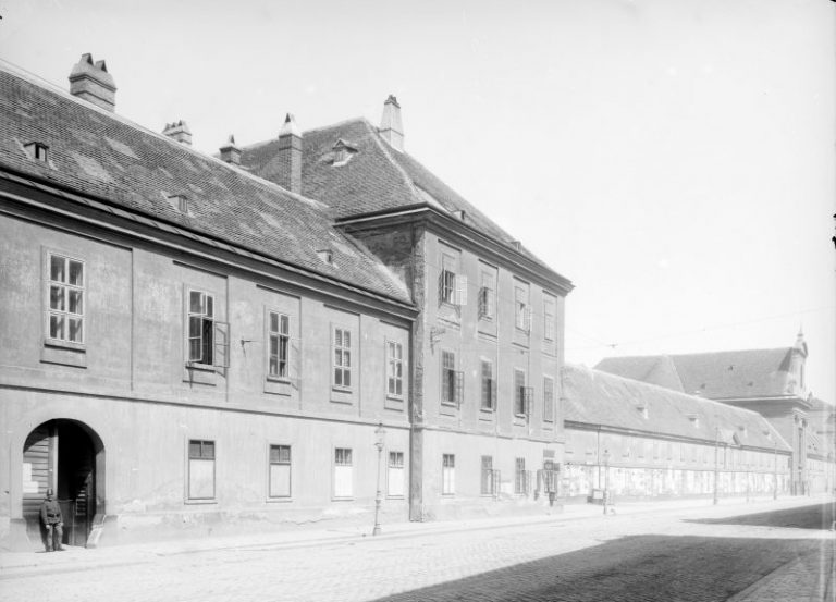 historische Aufnahme der Rennweg-Kaserne