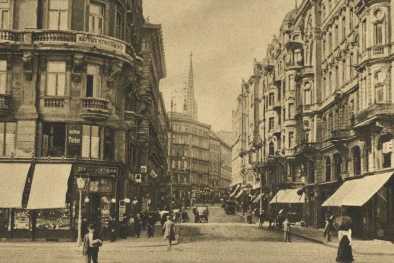 alte Aufnahme der Rotenturmstraße vom Schwedenplatz aus, Wien