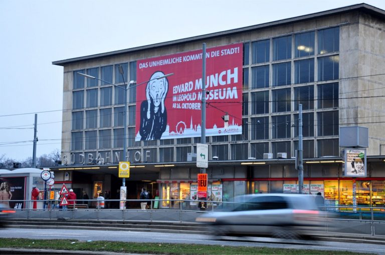 Bahnhofshalle des Wiener Südbahnhofs, abgerissen