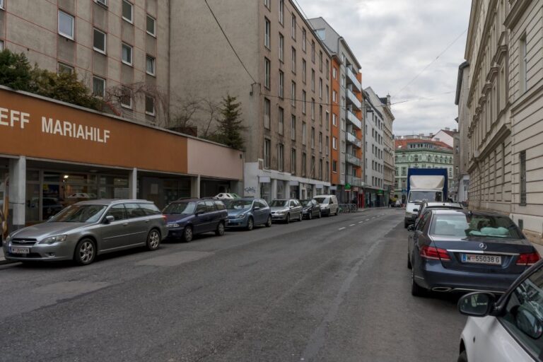 Gumpendorfer Straße Richtung Gürtel, Wien-Mariahilf