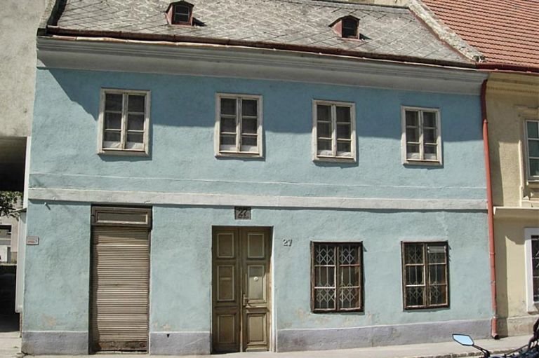 Read more about the article Badgasse 27-29: 300 Jahre alte Häuser abgerissen