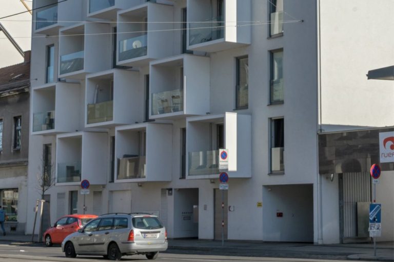 Wagramer Straße 110, Neubau nach Abriss eines Gründerzeithauses, 22. Bezirk, Wien