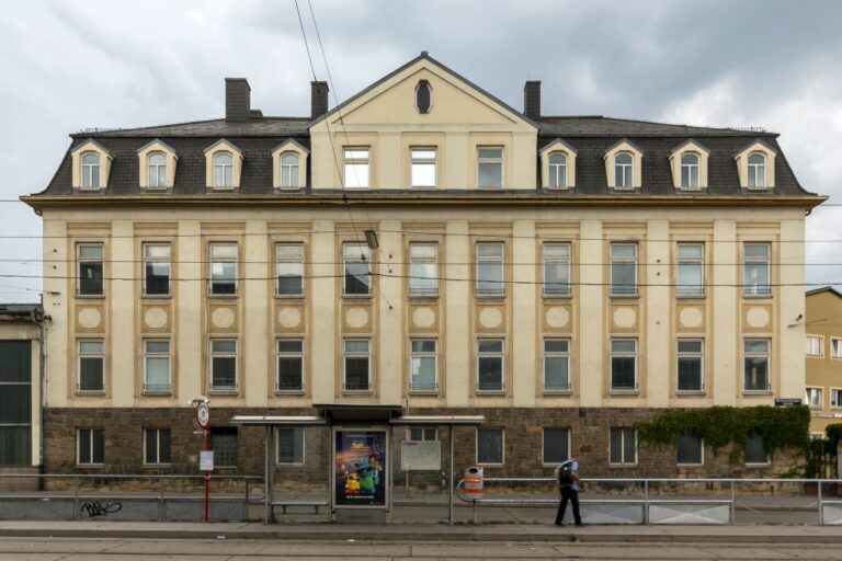Gründerzeithaus Laxenburger Straße 4 vor dem Abriss, Wien-Favoriten