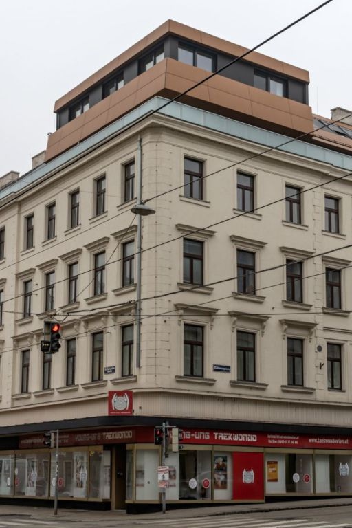 Gründerzeithaus Mariahilfer Straße 178 mit ausgebautem Dach, 1150 Wien