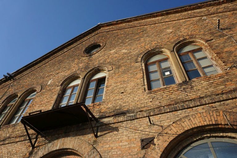 Historische Inventarhalle, Backstein-Architektur, Wien-Favoriten