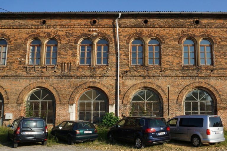 Historische Inventarhalle, Backstein-Architektur, Wien-Favoriten