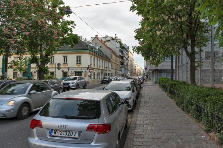 Bennoplatz in Wien-Josefstadt