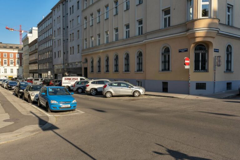 Breitenfelder Gasse in Wien-Josefstadt, nahe Albertplatz