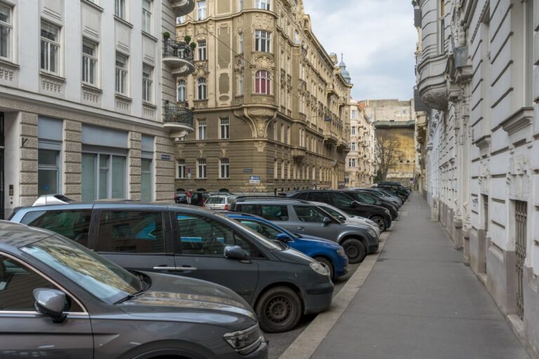 Autos, Jugendstilhäuser, 1030 Wien