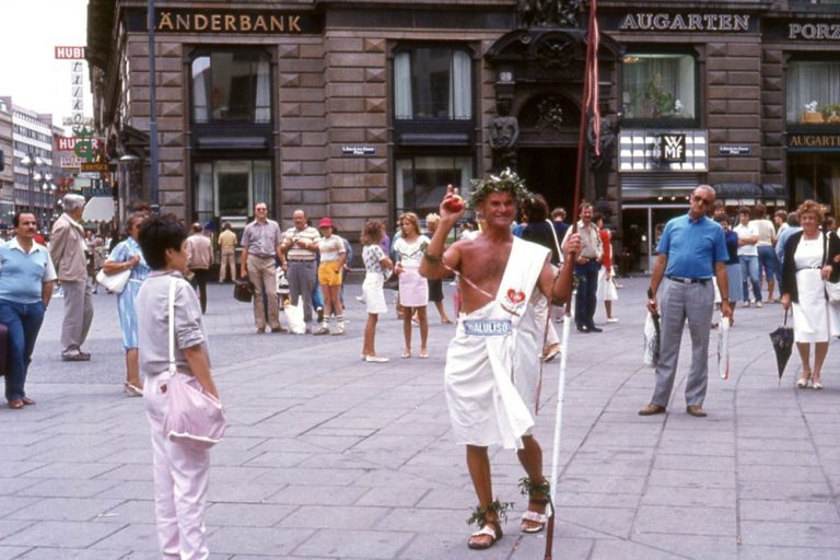 Waluliso am Stephansplatz im Jahr 1982