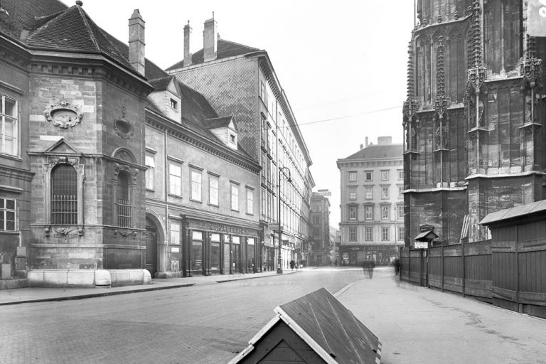 Stephansplatz und Schulerstraße in der Nazizeit, ca. 1940