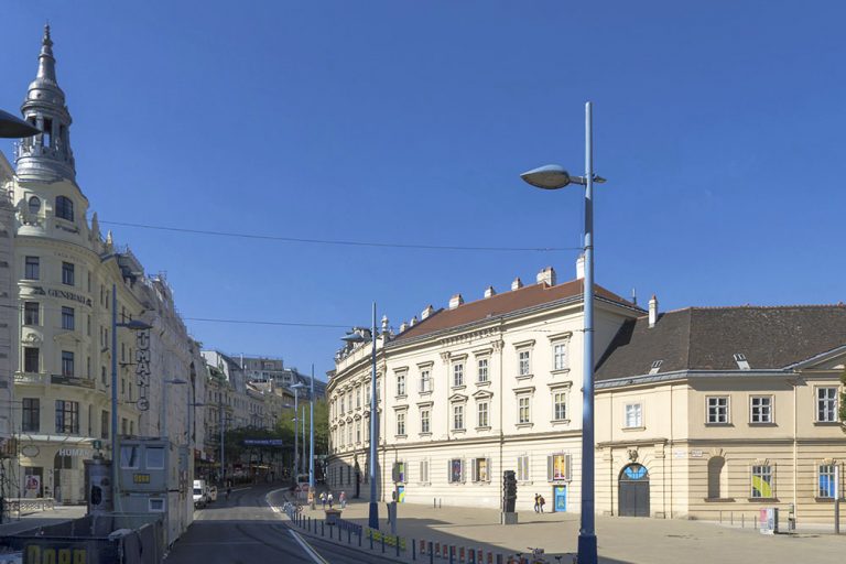 Mariahilfer Straße beim Museumsquartier