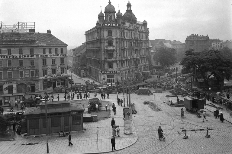 Mariahilferstraße, Bürgerspitalgasse, Mariahilfer Gürtel, Nachkriegszeit