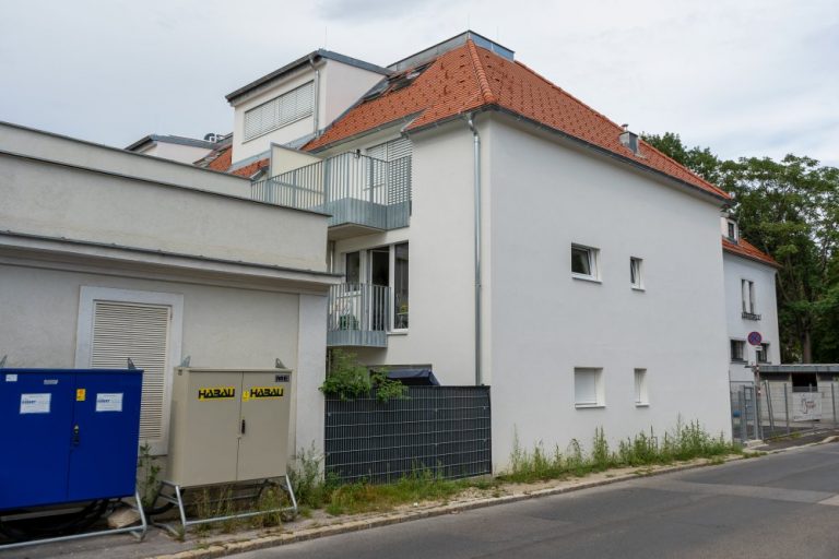 Neubau in der Schutzzone, Floridsdorf, Wien