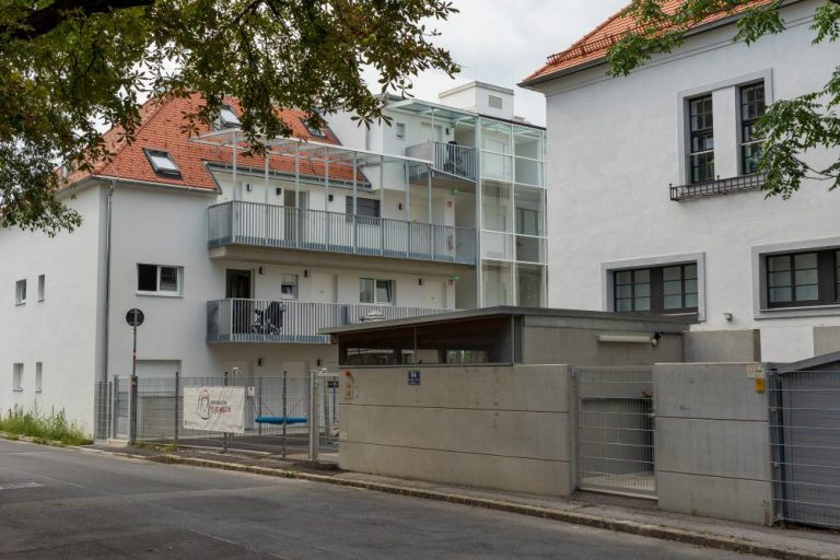 Neubau in der Schutzzone, Floridsdorf, Wien