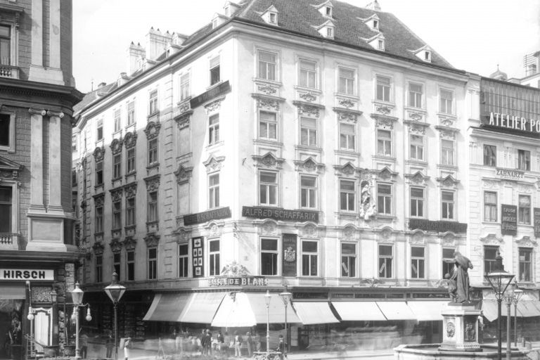 historische Aufnahme des Gebäudes an der Ecke Habsburgergasse/Graben