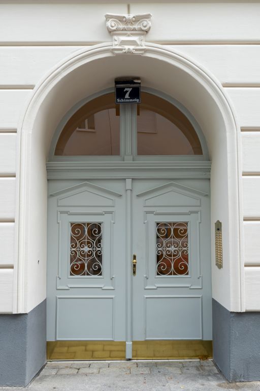 Eingangstür des Hauses Schimmelgasse 7 in Wien-Landstraße