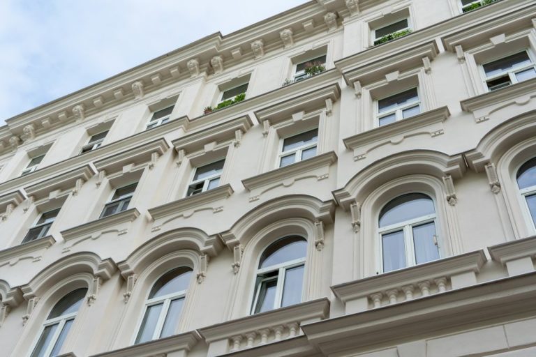 rekonstruierte Gründerzeitfassade in Wien-Landstraße