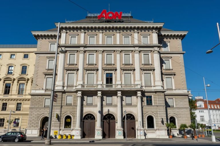 rekonstruiertes Gründerzeithaus am Schwarzenbergplatz Nr. 3, 1010 Wien