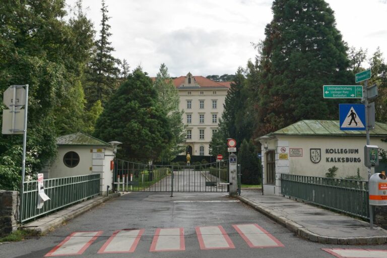 Kollegium Kalksburg, früher Jesuitenkonvikt, Liesing, Wien