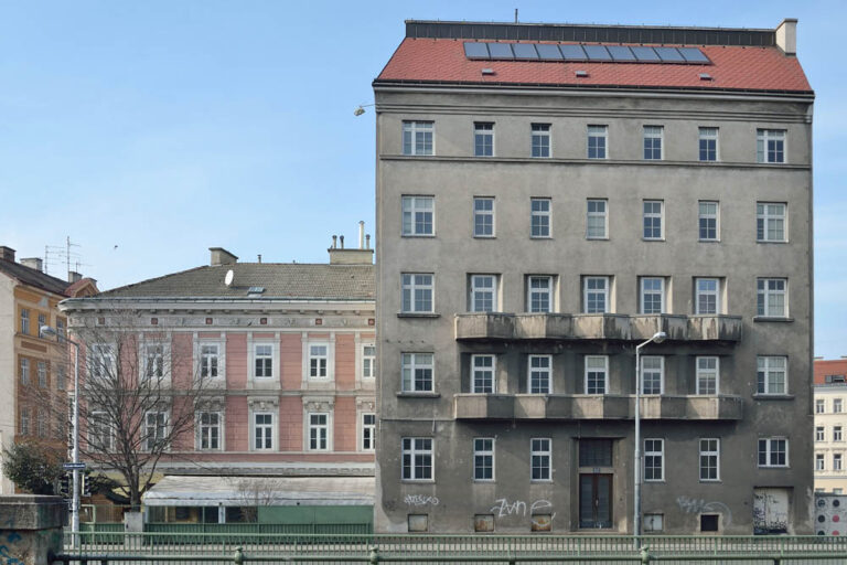 Altbauten an der Linken Wienzeile, 1150 Wien, Gebäude rechts 2018 abgerissen