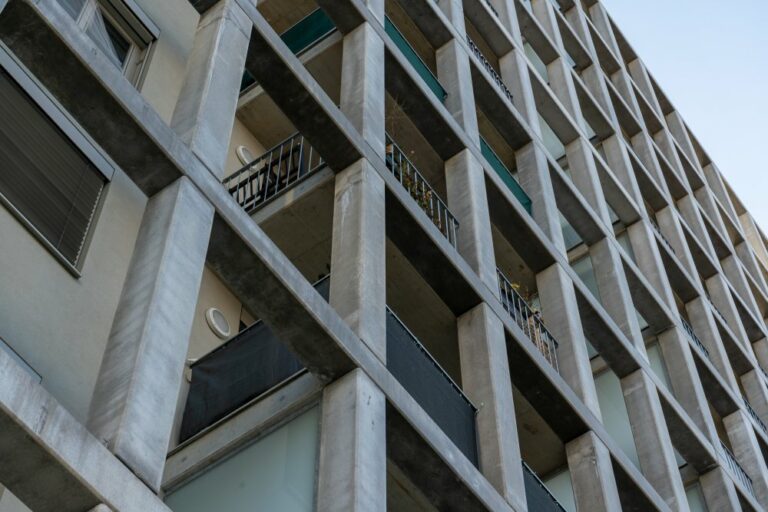 Gitter, Fassade, Sonnwendviertel, Neubau, Wohnhaus