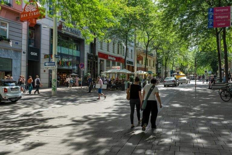 Begegnungszone in der Mariahilferstraße, Königsklostergasse, Wien