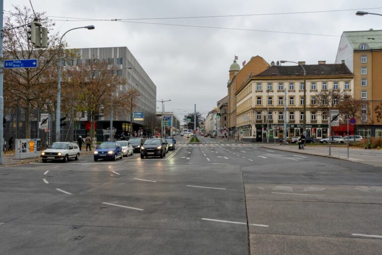 Neubaugürtel und Felberstraße, Wien, Rudolfsheim-Fünfhaus