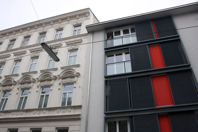 Altbau und Neubau in Ottakring