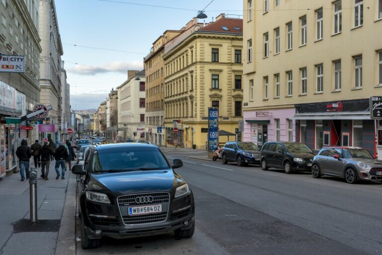 öffentlicher Raum in der Reinprechtsdorfer Straße, Wien