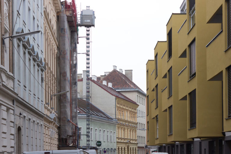 Neubau-Wohnhaus in Floridsdorf, Schwaigergasse, nahe dem Spitz, Neubau nach Abriss