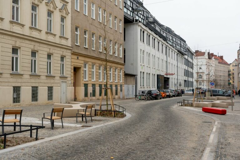 Goldschlagstraße nach der Umgestaltung, Penzing, Wien